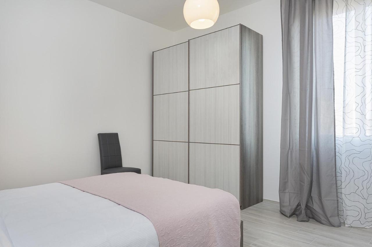 Contemporary Apartment In Sturla By Wonderful Italy Genova Exterior foto
