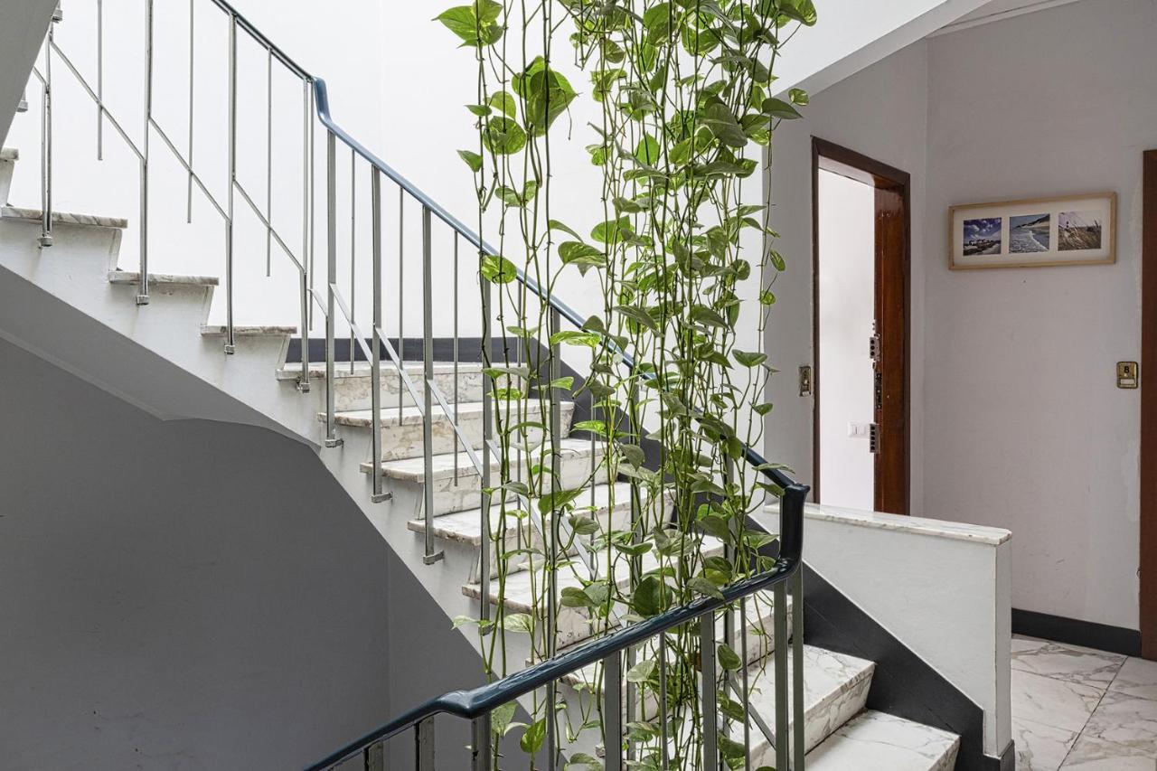 Contemporary Apartment In Sturla By Wonderful Italy Genova Exterior foto
